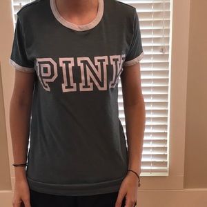 Pink VS T-shirt